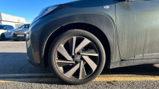 Toyota Aygo X 1.0 VVT-i Edge 5dr Auto Petrol Hatchback